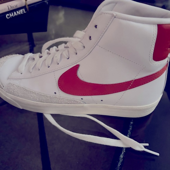 Nike high tops never worn - Picture 4 of 7